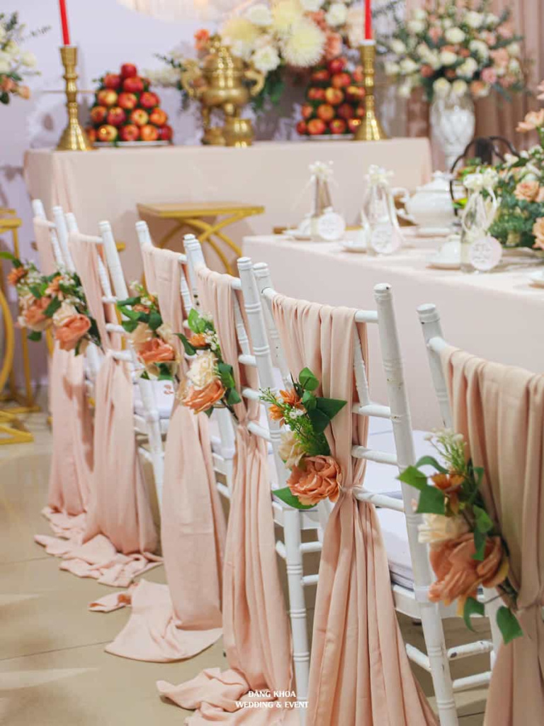 cuoihoidangkhoa-giatientonehong35