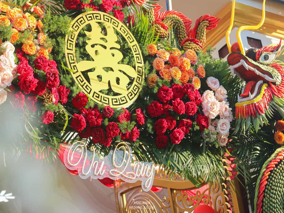 cuoihoidangkhoa-hoatuoi-hoaluacaocap