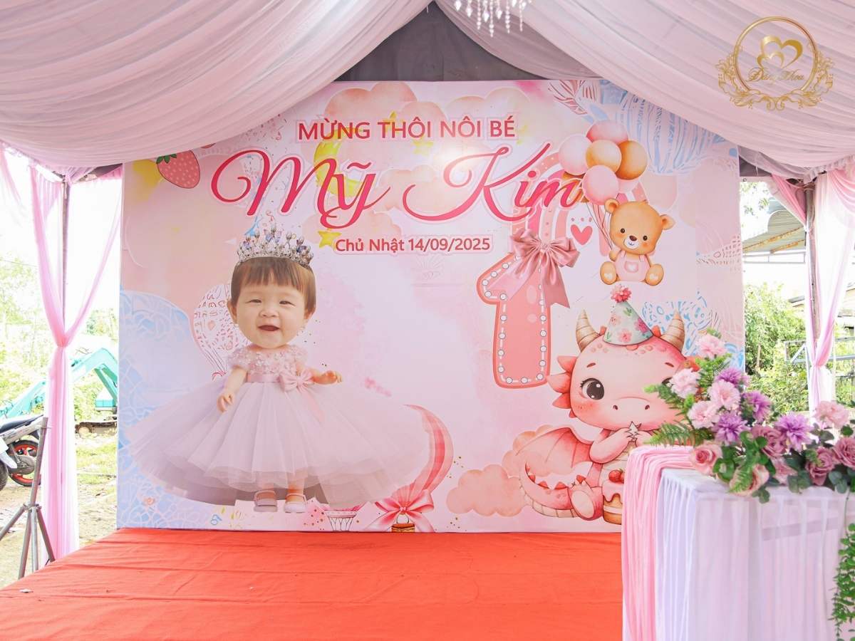 cuoihoidangkhoa-sankhautonehong