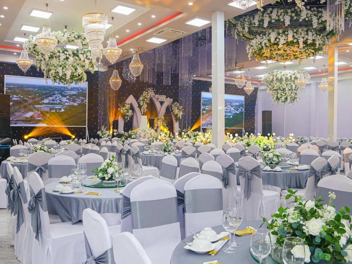 cuoihoidangkhoa-trungtamsanhhoinghi