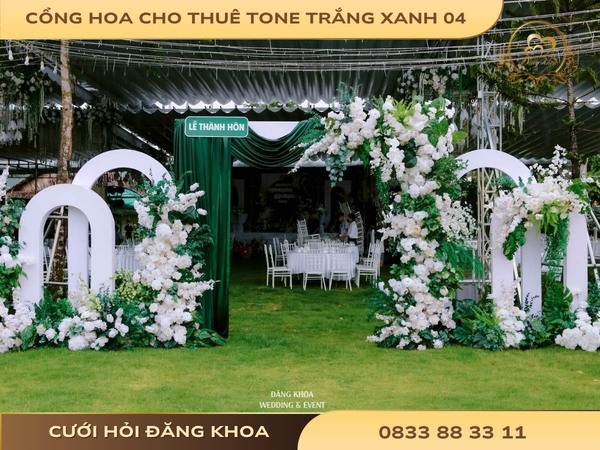 Cổng hoa cho thuê tone trắng xanh 04