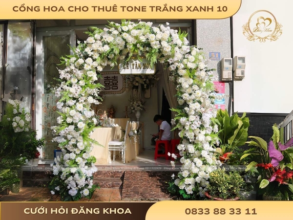 Cổng hoa cho thuê  tone trắng xanh 10