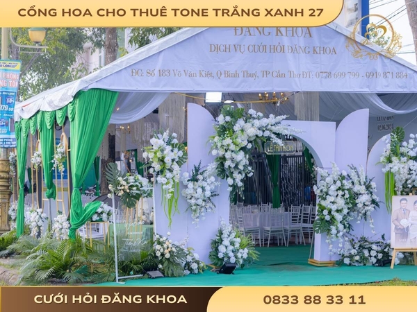 Cổng hoa cho thuê tone trắng xanh 27