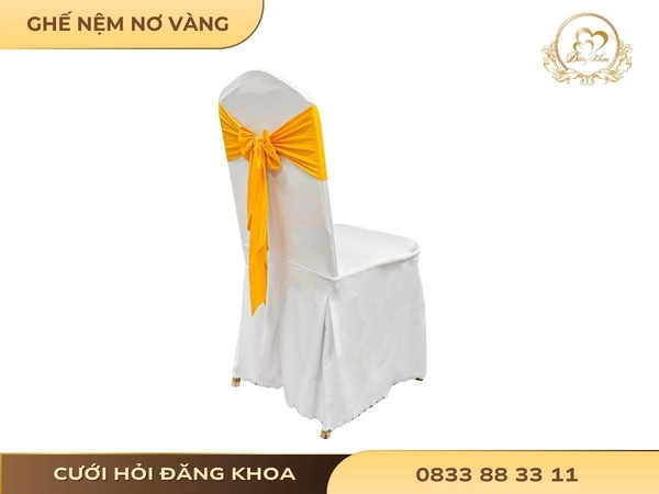 Ghế nệm nơ vàng
