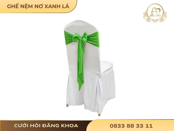 Ghế nệm nơ xanh lá