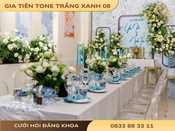 Gia tiên tone trắng xanh 08