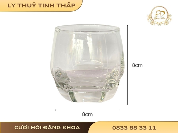 Ly thủy tinh thấp