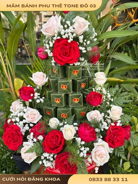Mâm bánh phu thê & hoa tươi tone đỏ 03