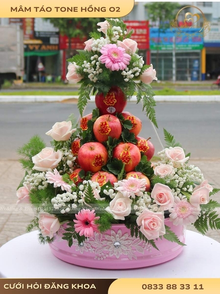 Mâm táo & hoa tươi tone hồng 02