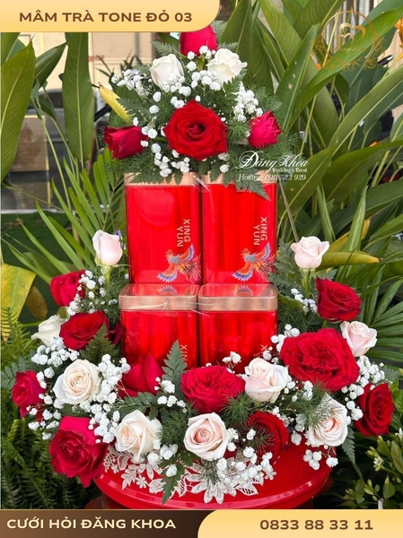 Mâm trà & hoa tươi tone đỏ 03