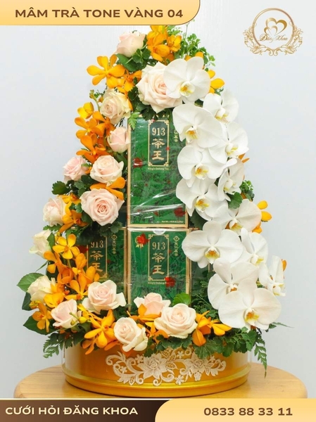 Mâm trà & hoa tươi tone vàng 04
