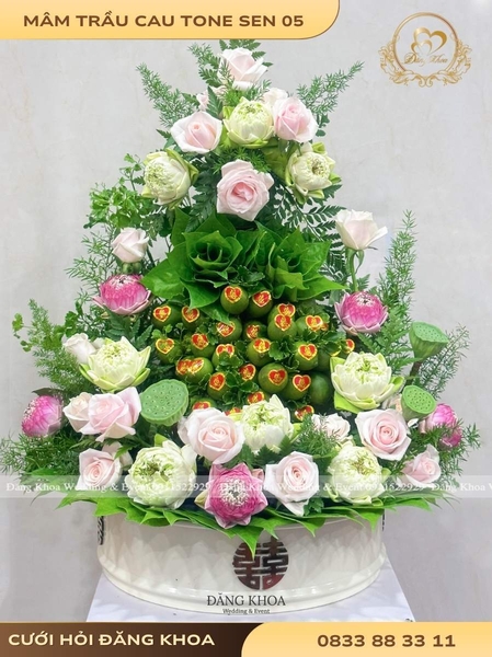 Mâm trầu cau & hoa tươi tone sen 05