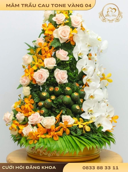 Mâm trầu cau & hoa tươi tone vàng 04