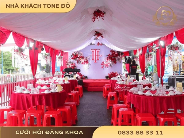 Nhà khách cho thuê tone đỏ