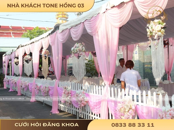 Nhà khách tone hồng 03