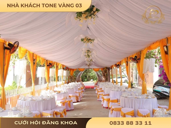 Nhà khách tone vàng 03