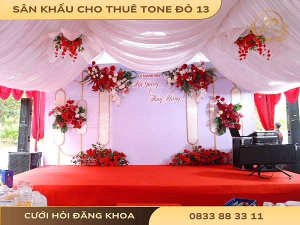 Sân khấu cho thuê tone đỏ 13