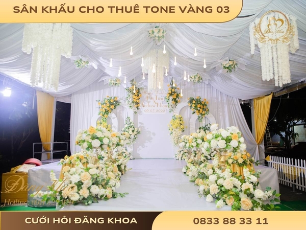 Sân khấu cho thuê tone vàng 03