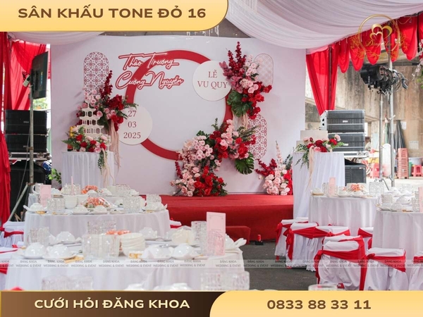 Sân khấu tone đỏ 16