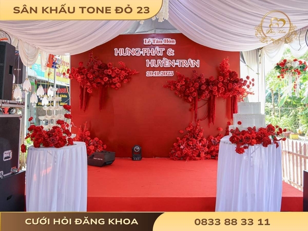 Sân khấu tone đỏ 23