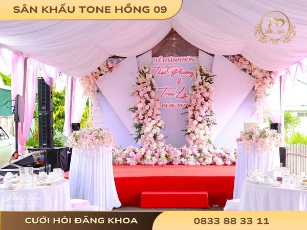 Sân khấu tone hồng 09