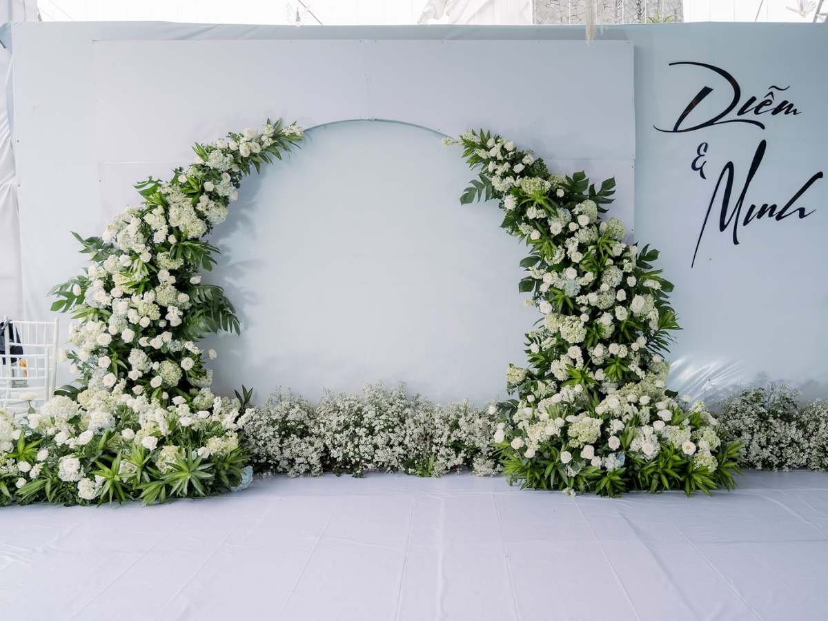 Top 50 mẫu phông chụp hình cưới tone trắng xanh lá 10