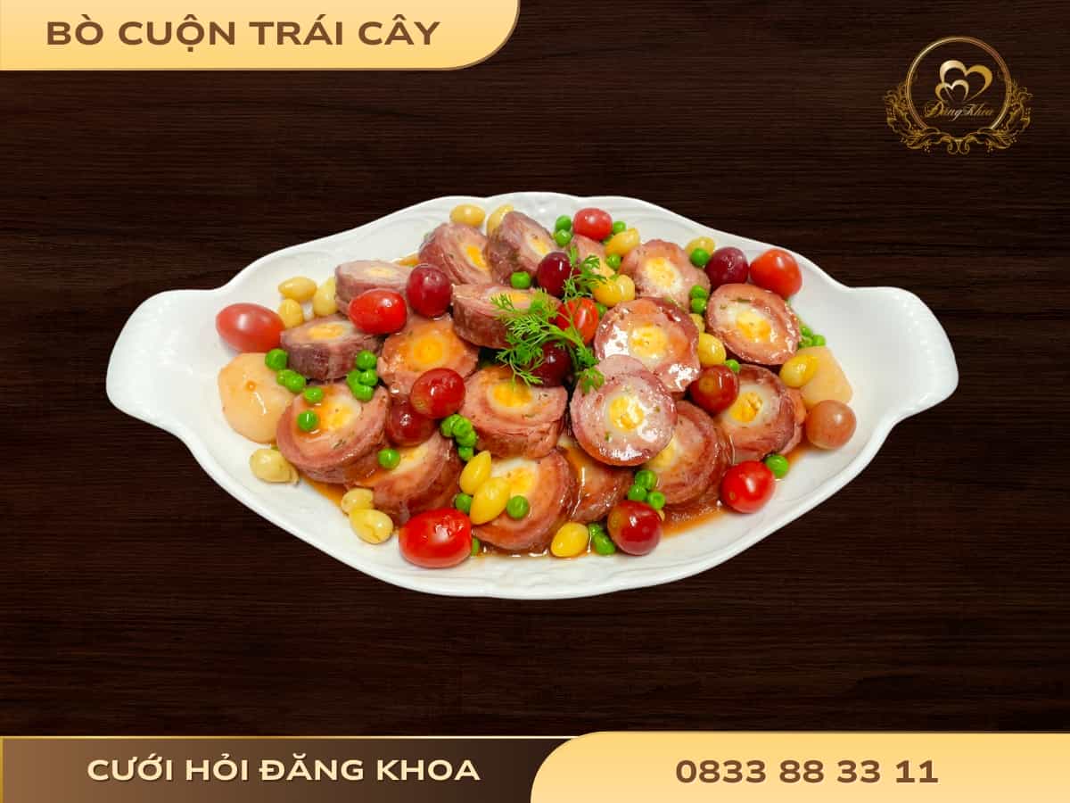 Bò cuộn trái cây