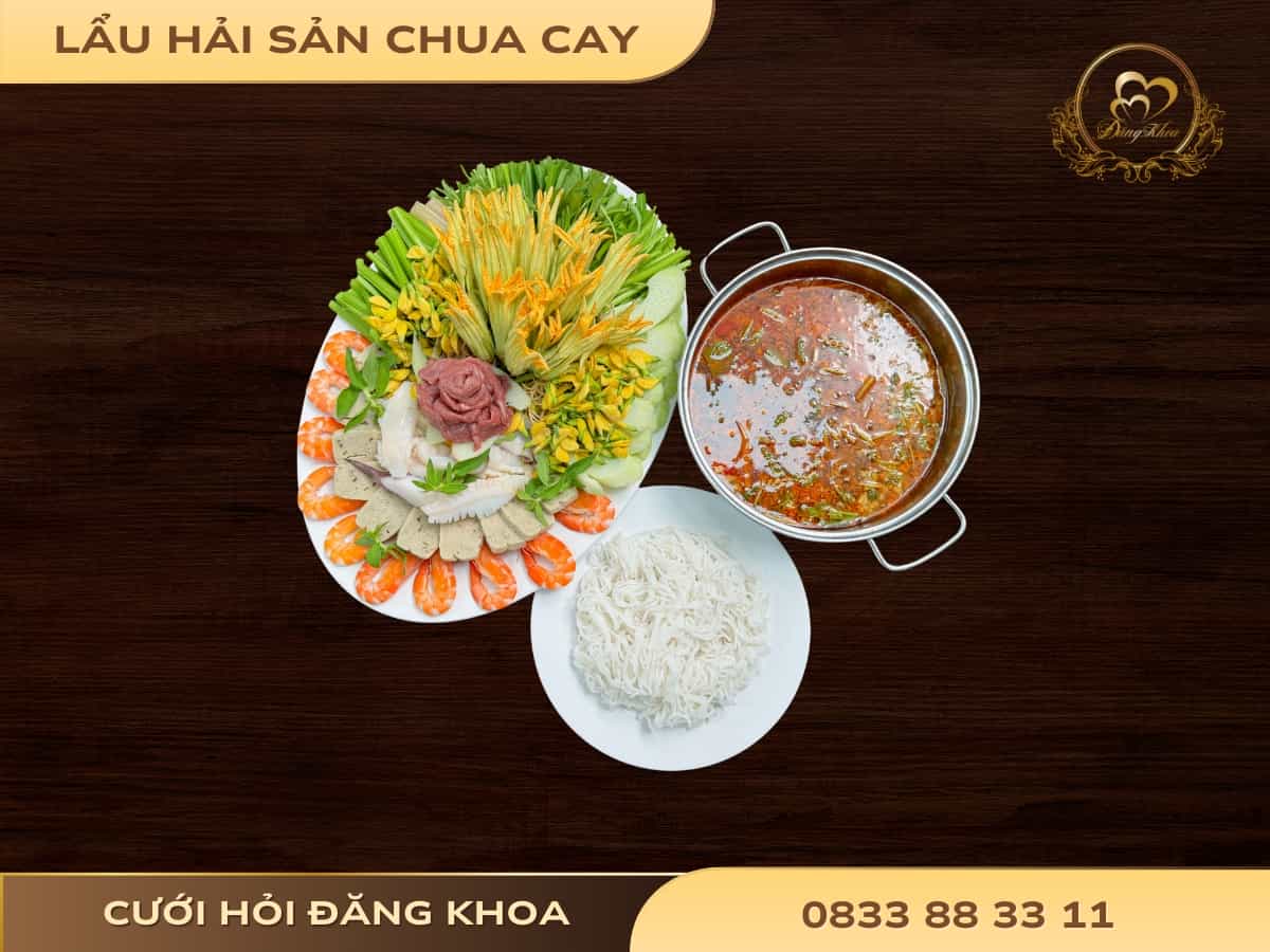Lẩu hải sản chua cay